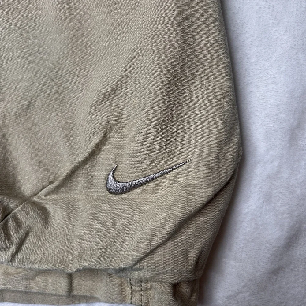 Vintage Nike Shorts Cargo Ripstop Khaki‎ Mens 36 Cotton Zipped Pockets Y2K